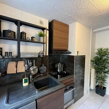 Apartment Jolie T3 Refait A Neuf A
