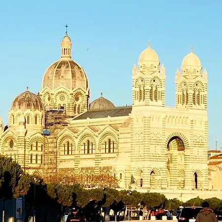 Jolie T3 Refait A Neuf A * Marseille